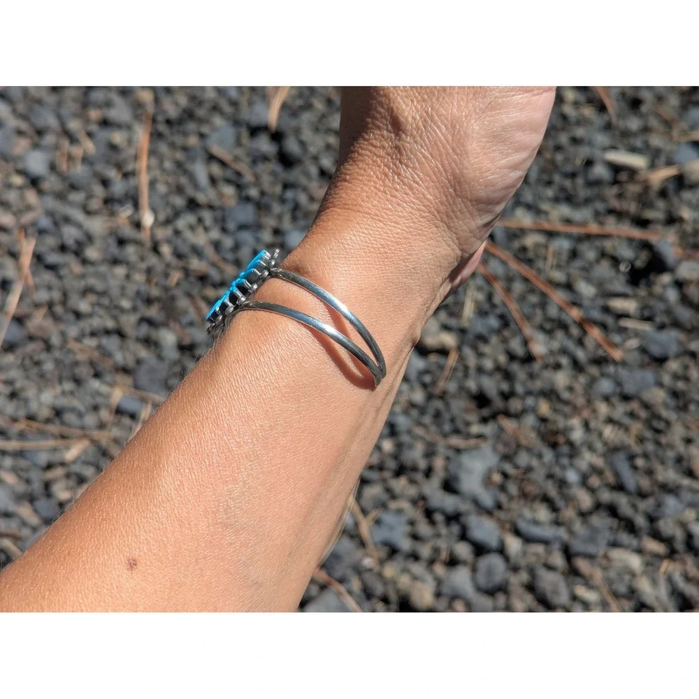 Zuni Cuff Bracelet Native American Petite Needlepoint Turquoise Jewelry 6.25‎ **